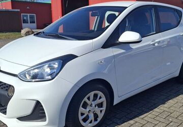 Hyundai i10 93.805 km 8.490 &euro; Karlsburg OT Moeckow 17495