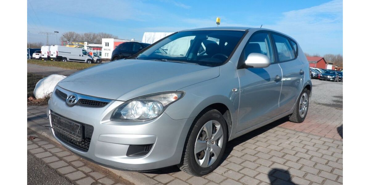 Hyundai i30 113.487 km 5.590 &euro; Greifswald 17489