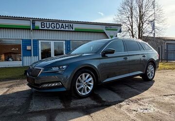 Skoda Superb 81.755 km 25.990 &euro; Zeiten 18574