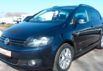 VW Golf 121.923 km 8.990 &euro; Greifswald 17489