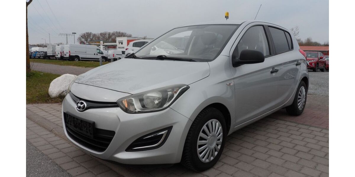 Hyundai i20 55.135 km 6.990 &euro; Greifswald 17489