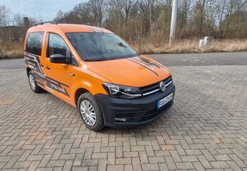 VW Caddy 74.000 km 15.850 &euro; Poseritz 18574