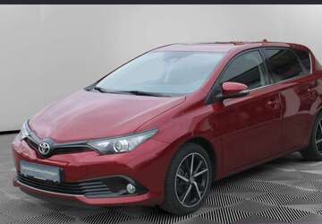 Toyota Auris 28.000 km 15.479 &euro; Greifswald 17489