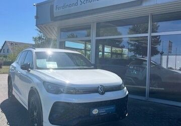 VW Tiguan 1.501 km 54.900 &euro; Grimmen 18507