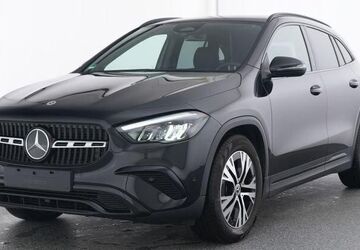 Mercedes-Benz GLA 180 17.900 km 38.340 &euro; Greifswald 17489