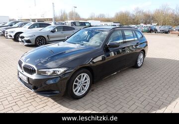BMW 318 8.350 km 35.990 &euro; Greifswald 17489