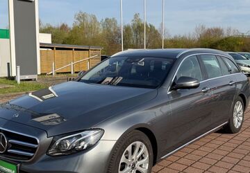Mercedes-Benz E 300 142.000 km 22.990 &euro; Greifswald 17489