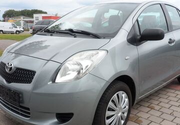 Toyota Yaris 118.679 km 4.990 &euro; Greifswald 17489