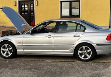 BMW 320 158.280 km 3.900 &euro; Sundhagen - Tremt 18519