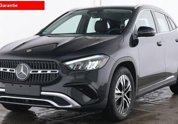 Mercedes-Benz GLA 180 1.300 km 36.380 &euro; Greifswald 17489