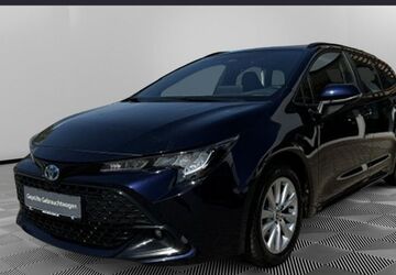 Toyota Corolla 32.500 km 28.360 &euro; Greifswald 17489